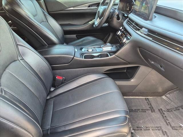 Used 2023 INFINITI QX60 Luxe w/ Vision Package FWD image 20