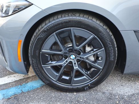 Used 2025 BMW i4 xDrive40i w/ Parking Assistance Package image 14