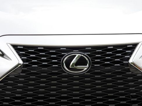 Used 2022 Lexus IS 300 RWD image 34