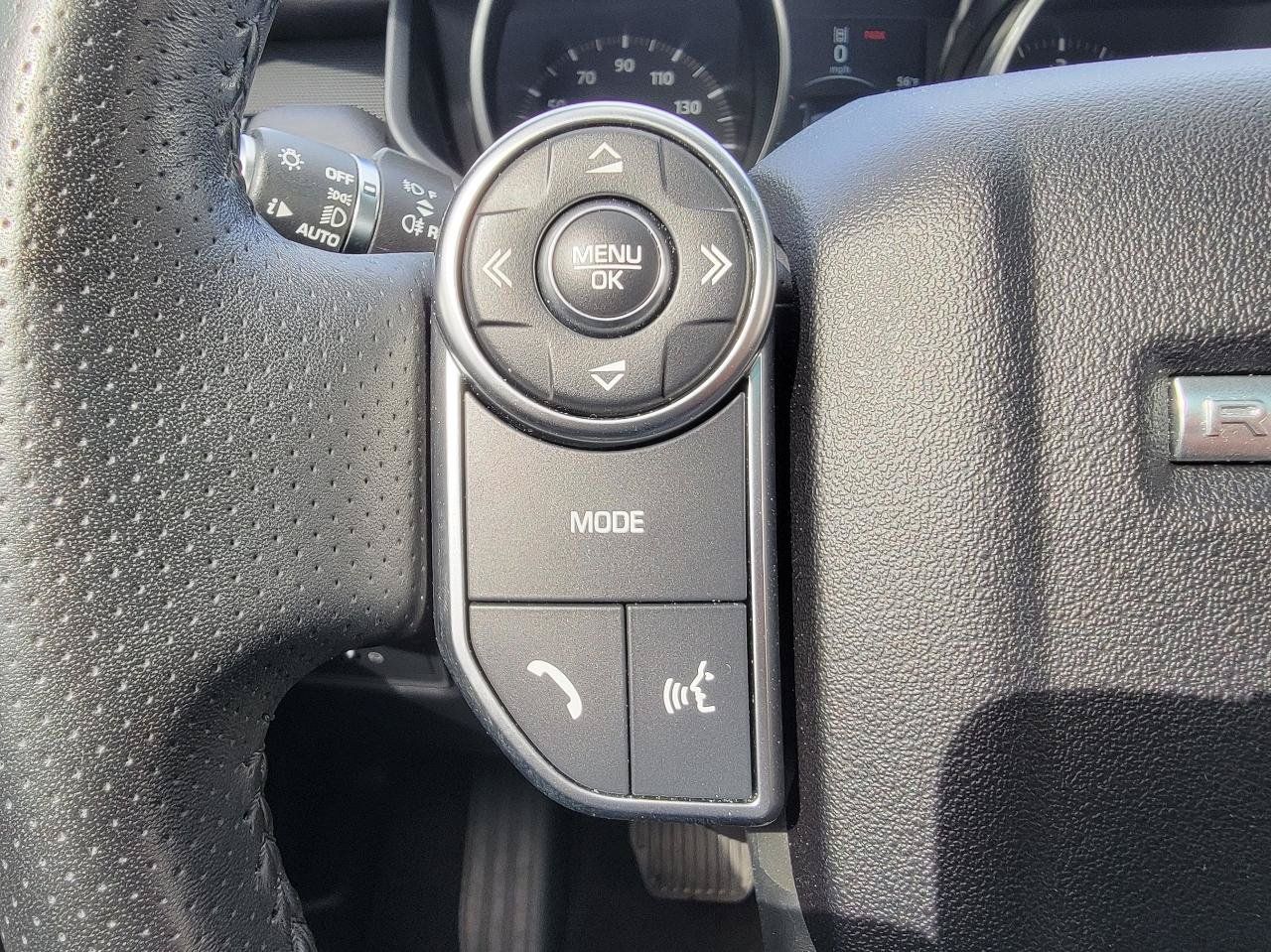 Used 2017 Land Rover Range Rover Sport HSE AWD/4WD image 28