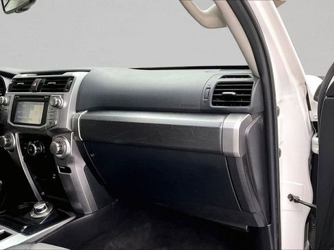 Used 2016 Toyota 4Runner SR5 Premium AWD/4WD image 24