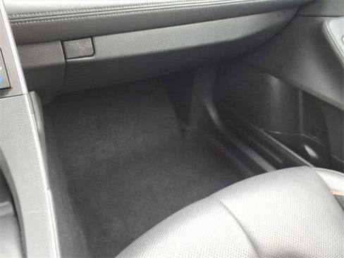 Certified 2019 Toyota Avalon XSE image 24