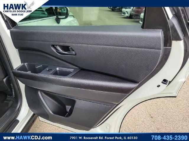 Used 2024 Nissan Pathfinder SV AWD/4WD image 27