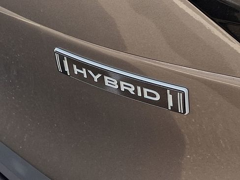 Certified 2025 Subaru Forester Premium image 34