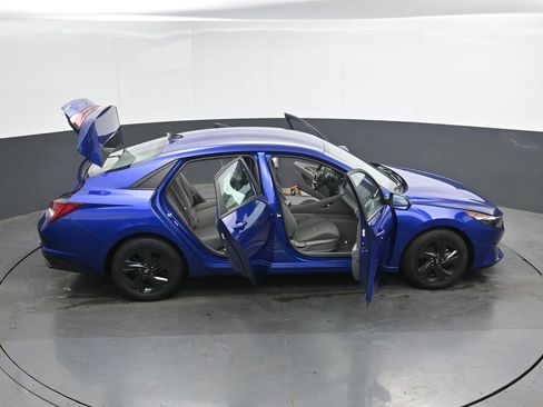 Used 2023 Hyundai Elantra Blue FWD image 50