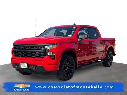 New 2026 Chevrolet Silverado 1500 Custom w/ Turbomax Blackout Package