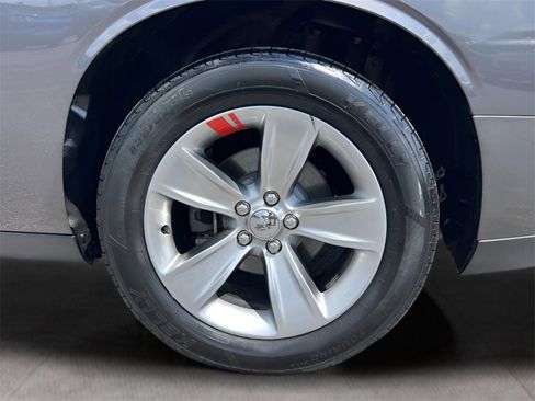 Used 2021 Dodge Challenger SXT image 23