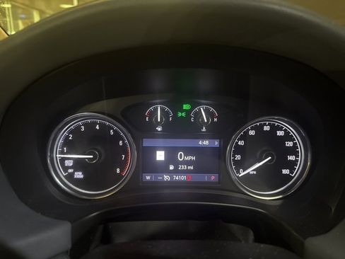 Used 2020 Buick Enclave Premium w/ Sun and Sites Package image 2