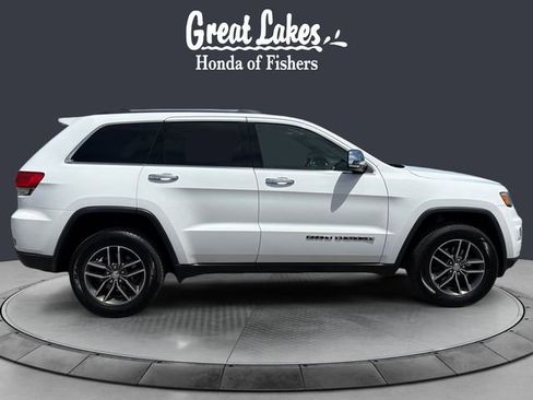 Used 2017 Jeep Grand Cherokee Limited AWD/4WD image 6