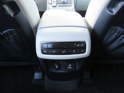 Used 2021 Hyundai Palisade Limited w/ Cargo Package image 35