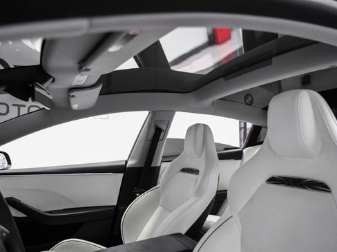 Used 2025 Tesla Model 3 Performance AWD/4WD image 5