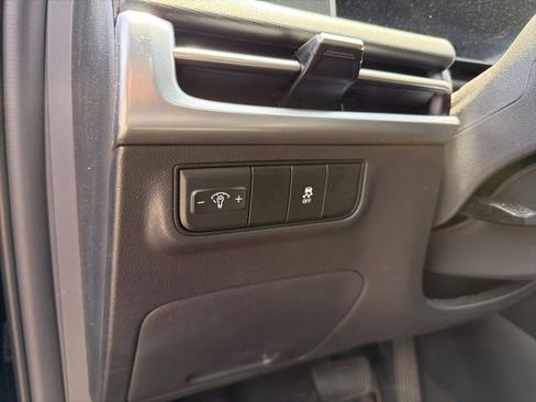 Used 2025 Hyundai Tucson SE FWD image 11