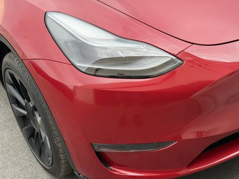 Used 2023 Tesla Model Y Long Range AWD/4WD image 35