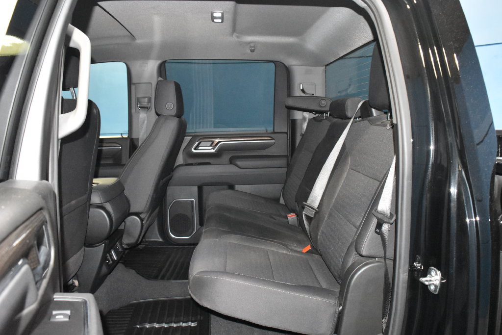 Used 2025 Chevrolet Silverado 2500 LT AWD/4WD image 18