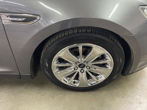 Used 2011 Ford Taurus Limited w/ 302A Rapid Spec Order Code AWD/4WD image 12