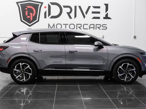 Used 2025 Chevrolet Equinox EV LT w/ Convenience Package FWD image 7