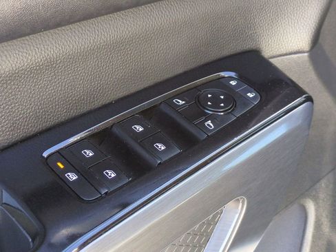 Certified 2022 Nissan Pathfinder SL w/ SL Premium Package image 14