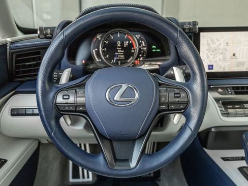 Used 2025 Lexus LC 500 Coupe image 8