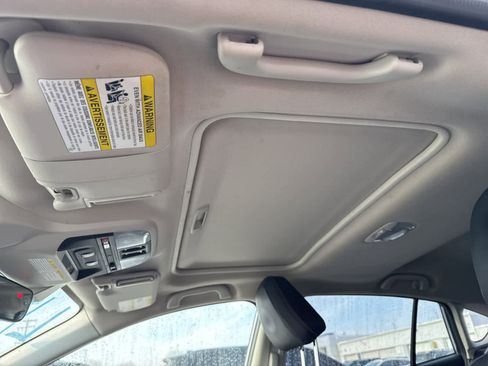 Used 2023 Subaru Crosstrek 2.5i Limited image 17