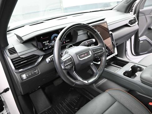 Used 2024 GMC Acadia AT4 w/ Super Cruise Package AWD/4WD image 10