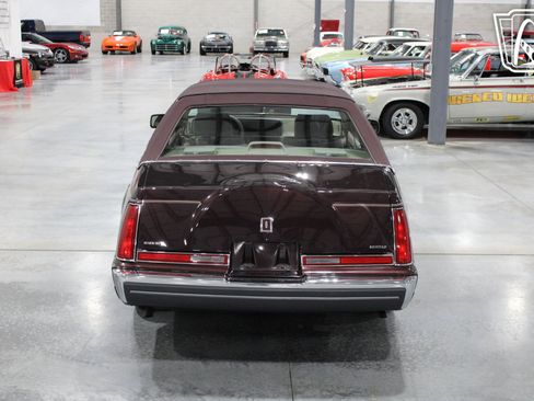 Used 1988 Lincoln Mark VII Blass image 32