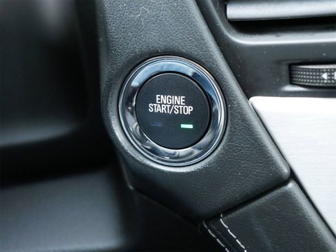 Used 2019 GMC Yukon SLT image 29