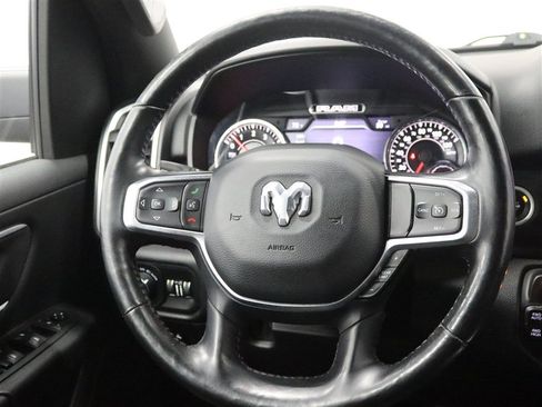 Used 2019 RAM 1500 Big Horn AWD/4WD image 25