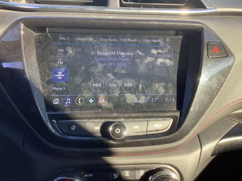 Used 2023 Chevrolet TrailBlazer RS w/ Convenience Package image 16