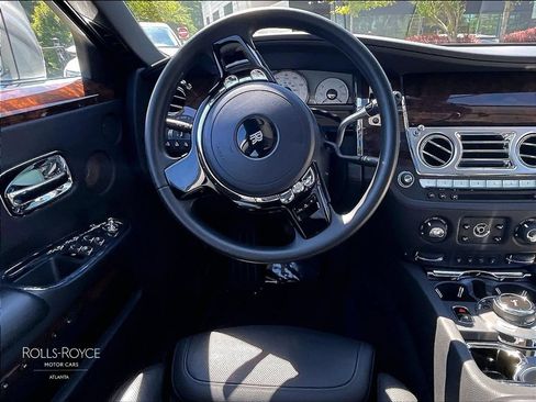 Used 2016 Rolls-Royce Ghost RWD image 7