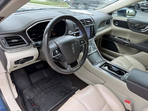 Certified 2020 Lincoln Continental w/ Premium Package FWD image 16