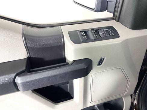 Used 2019 Ford F150 XL w/ Equipment Group 101A Mid image 13