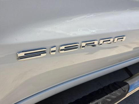 Used 2024 GMC Sierra 1500 SLE w/ X31 Off-Road Package AWD/4WD image 20