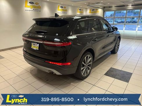 Used 2020 Lincoln Corsair Reserve w/ Elements Package AWD/4WD image 31