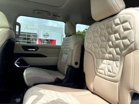 New 2026 Nissan Armada Platinum w/ Accent Package image 22