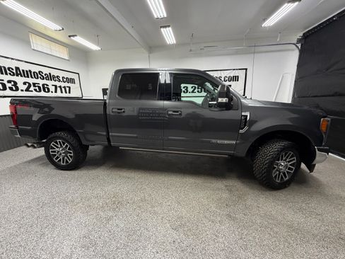 Used 2018 Ford F350 Lariat w/ Lariat Ultimate Package AWD/4WD image 2