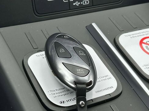 New 2026 Hyundai Santa Fe SE image 35