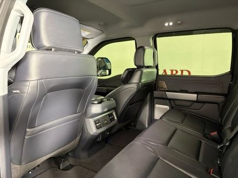 Used 2024 Ford F350 Lariat w/ Lariat Ultimate Package AWD/4WD image 14