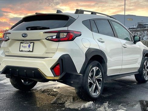 Used 2024 Subaru Crosstrek 2.0i Premium image 13