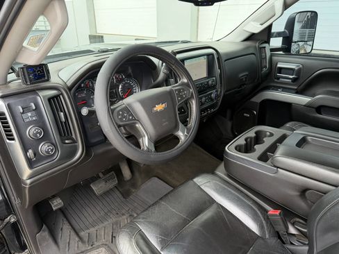 Used 2015 Chevrolet Silverado 2500 LTZ w/ Duramax Plus Package AWD/4WD image 10