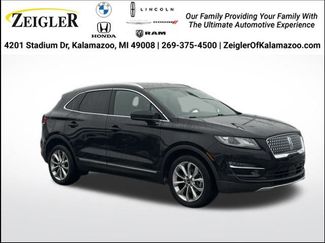 Used 2019 Lincoln MKC Select w/ Select Plus Package video 1