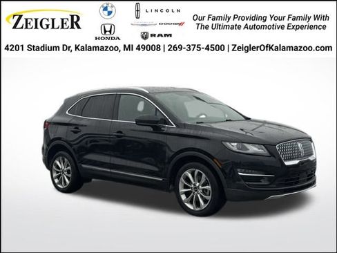 Used 2019 Lincoln MKC Select w/ Select Plus Package image 1
