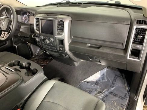 Used 2022 RAM 1500 Classic SLT w/ Electronics Group AWD/4WD image 22