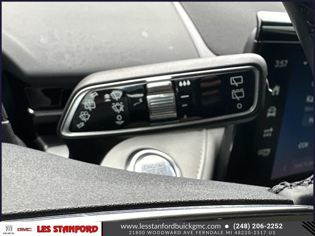Used 2024 Lincoln Nautilus Premier AWD/4WD image 26
