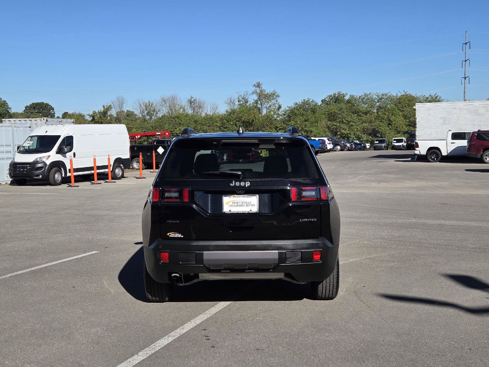 Used 2026 Jeep Cherokee Limited AWD/4WD image 4