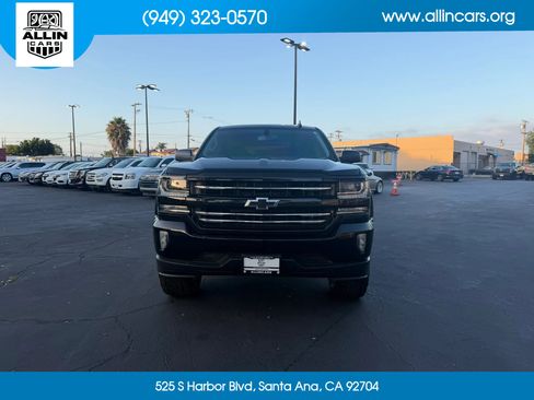 Used 2018 Chevrolet Silverado 1500 LT w/ All Star Edition RWD image 2
