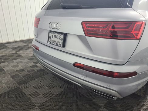Used 2019 Audi Q7 2.0T Premium w/ Convenience Package AWD/4WD image 19