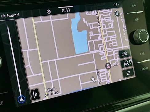 Used 2021 Volkswagen Atlas SEL Premium image 28