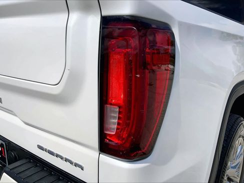 Used 2021 GMC Sierra 1500 Denali w/ Driver Alert Package II RWD image 30
