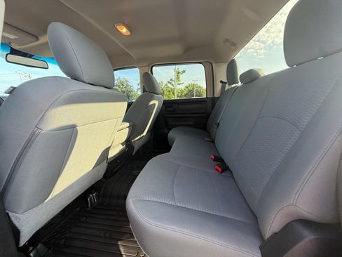 Used 2018 RAM 2500 Tradesman w/ Chrome Appearance Group AWD/4WD image 13