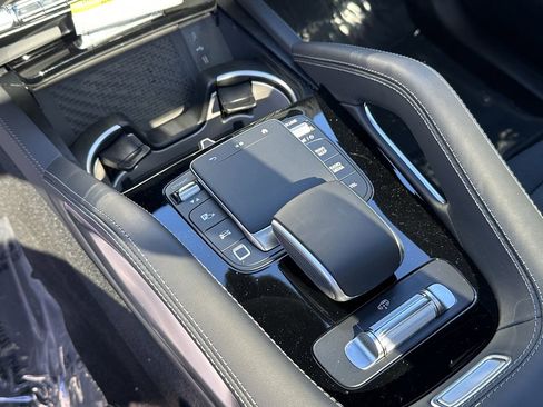 New 2026 Mercedes-Benz GLS 63 AMG 4MATIC image 36